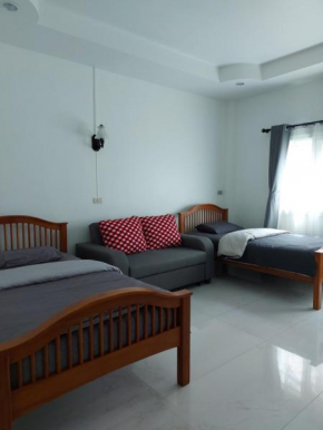 Porntip-RAMA 8-Homestay